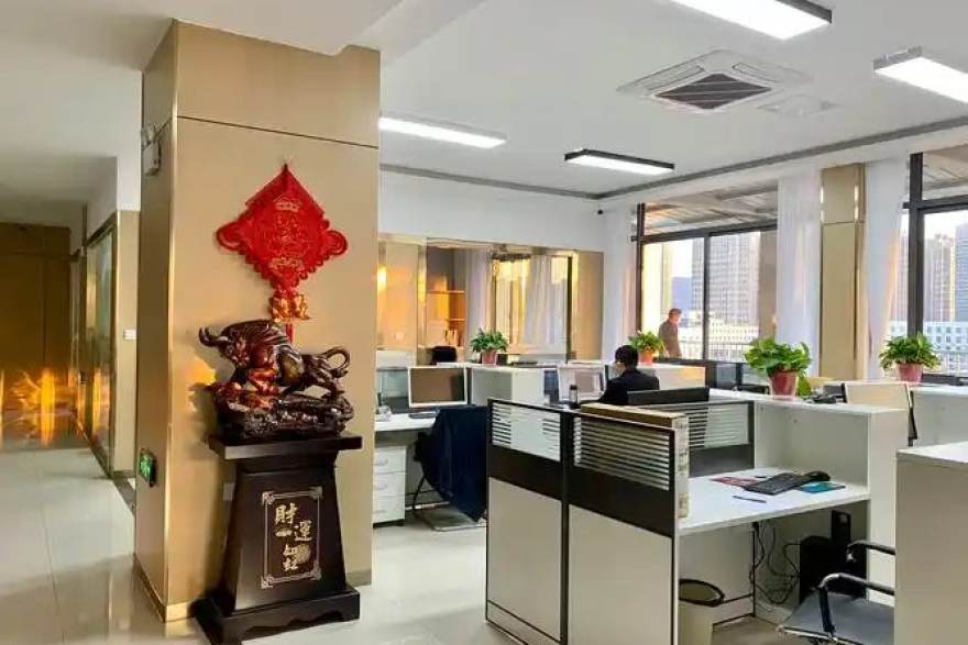 从数据员到解说台：看个球编辑部的人物侧写